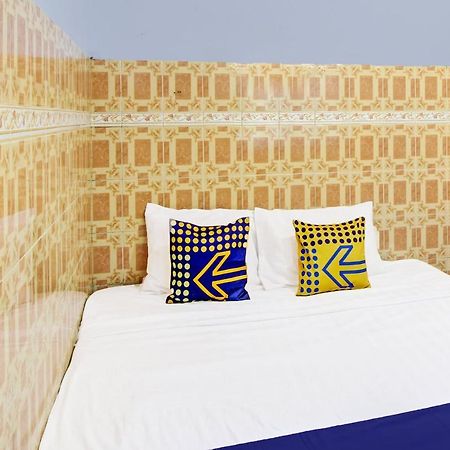 Spot On 91694 Hotel Rama Chandra Temanggung ภายนอก รูปภาพ